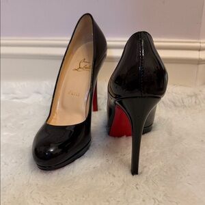 Christian Louboutin Classic Black Pumps